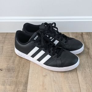 Adidas Grand Court Size 9